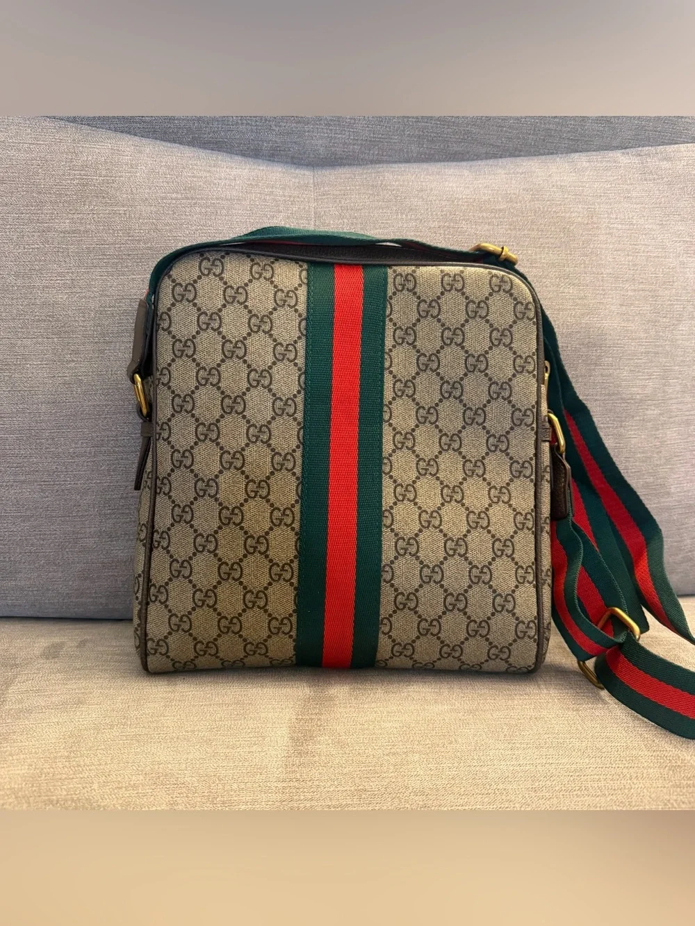 Gucci gg brown